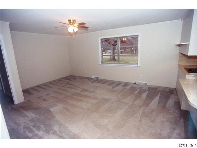 1805 E Brief Road - photo 6